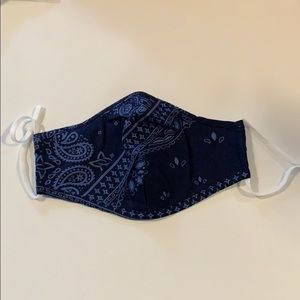 Blue Paisley GAP brand mask, adult, filter pocket